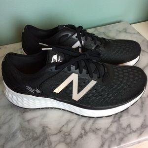 Brand New Mens size 11 New Balance Fresh Foam 1080